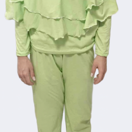 Roheline trikotaažist kapsakostüüm (särk+püksid)